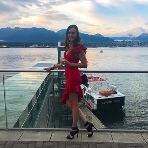 Meet your Posher, Francine